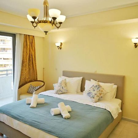 New Times Home & Hotels Near Metro Station Athens Center Atenas Exterior foto