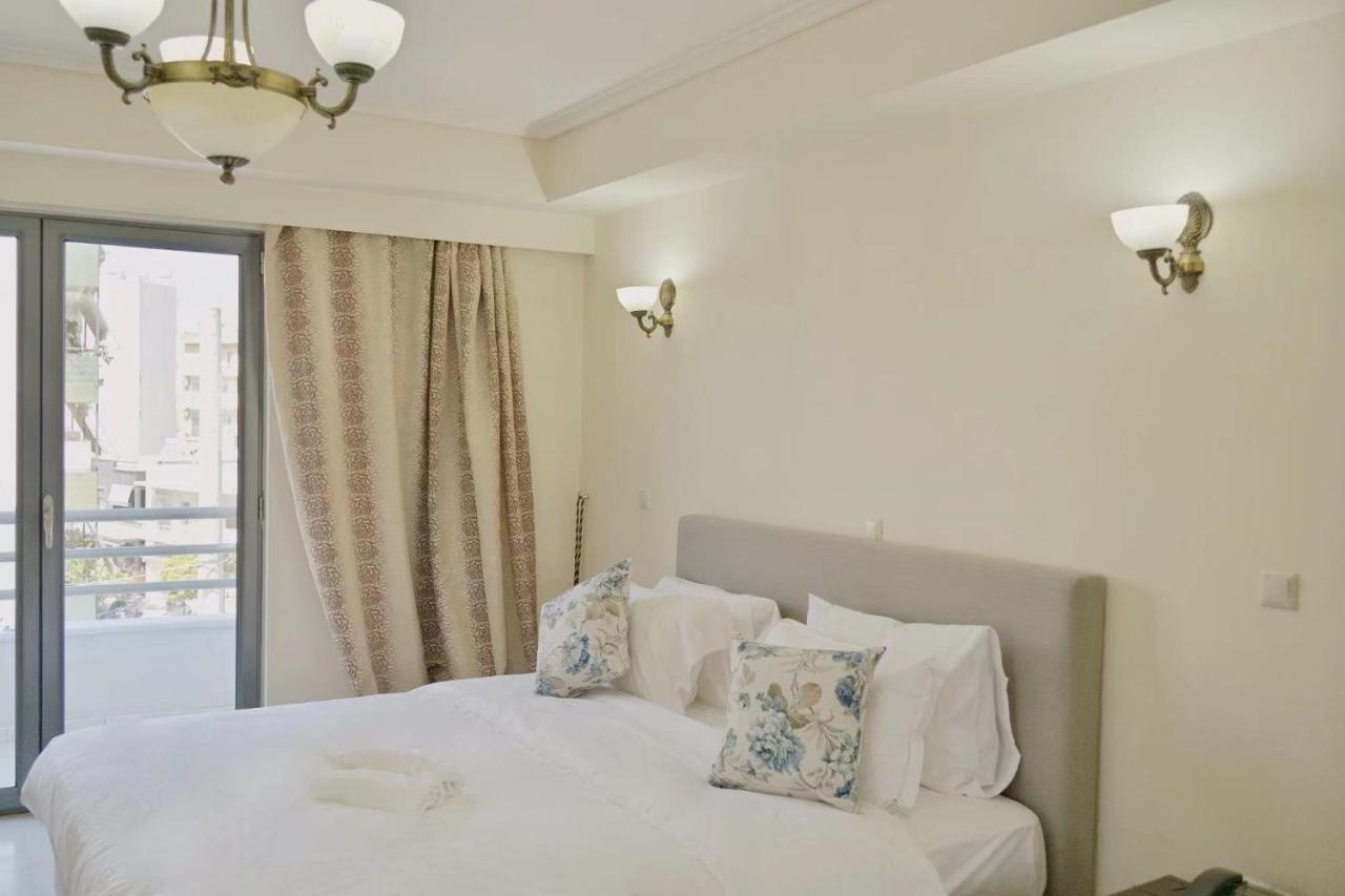 New Times Home & Hotels Near Metro Station Athens Center Atenas Exterior foto