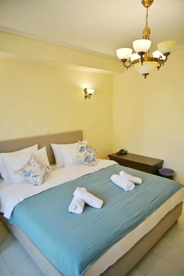 New Times Home & Hotels Near Metro Station Athens Center Atenas Exterior foto