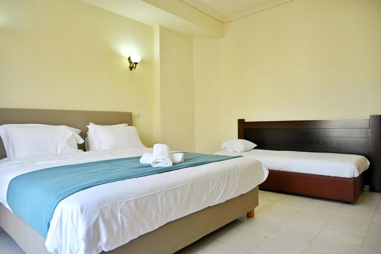 New Times Home & Hotels Near Metro Station Athens Center Atenas Exterior foto
