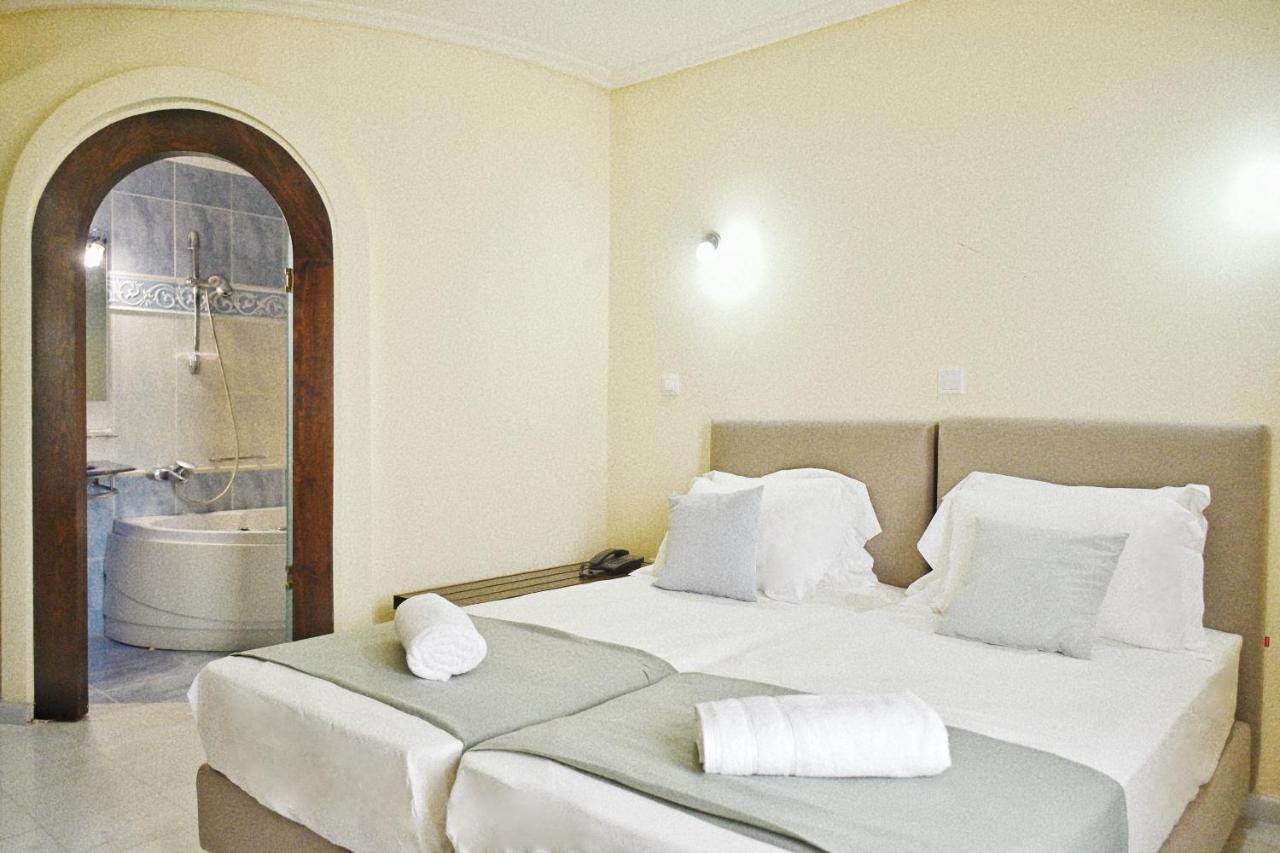 New Times Home & Hotels Near Metro Station Athens Center Atenas Exterior foto