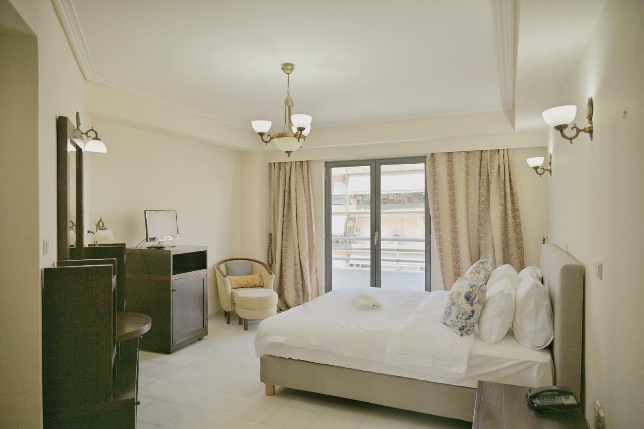 New Times Home & Hotels Near Metro Station Athens Center Atenas Exterior foto